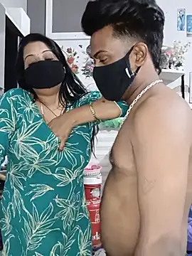 הופעת וובקאם של Kaur_Simran_01