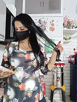 Kaur_Simran_01 Webcam Show