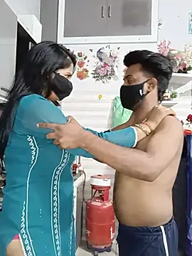 Show modela Kaur_Simran_01 na web-kameri