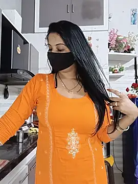 הופעת וובקאם של Kaur_Simran_01