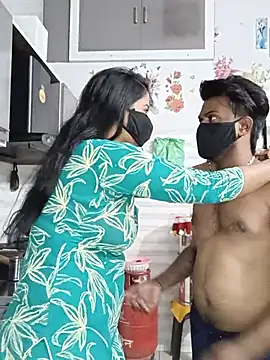Show modela Kaur_Simran_01 na web-kameri
