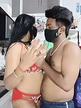 Kaur_Simran_01: διαδικτυακό σόου στην κάμερα