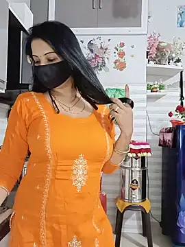 Pertunjukan Kamera Web Kaur_Simran_01