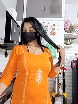 Kaur_Simran_01n Webbikameraesitys