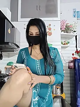 Kaur_Simran_01n Webbikameraesitys