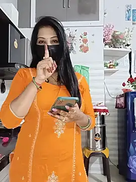 Show modela Kaur_Simran_01 na web-kameri