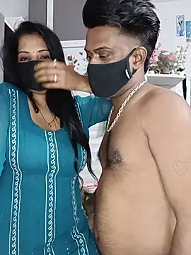 Pokazy przed kamerką – Kaur_Simran_01