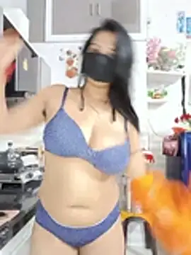 Show modela Kaur_Simran_01 na web-kameri
