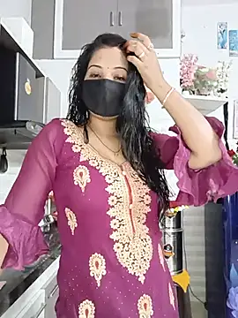 Kaur_Simran_01 웹캠 쇼