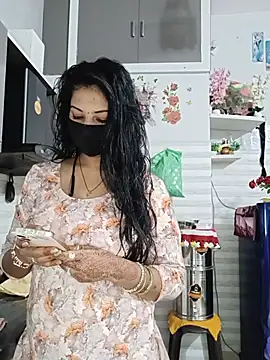 Kaur_Simran_01 Show in webcam