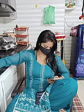 Kaur_Simran_01 Show in webcam