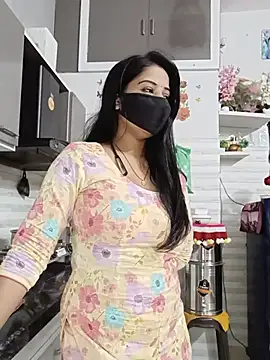 Kaur_Simran_01: διαδικτυακό σόου στην κάμερα