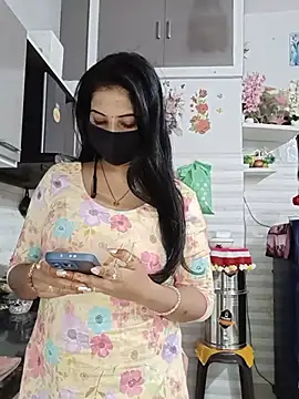 הופעת וובקאם של Kaur_Simran_01