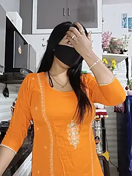 Kaur_Simran_01: διαδικτυακό σόου στην κάμερα