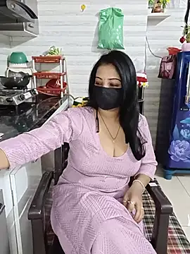 Kaur_Simran_01 Show in webcam