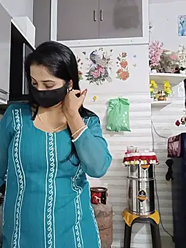 Kaur_Simran_01 Show in webcam