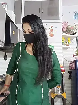 Pertunjukan Kamera Web Kaur_Simran_01