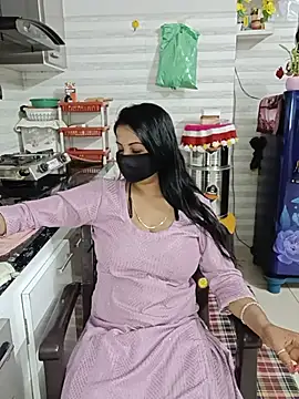 הופעת וובקאם של Kaur_Simran_01