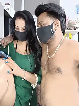 Kaur_Simran_01 Adlı Modelin Web Kamerası Şovu