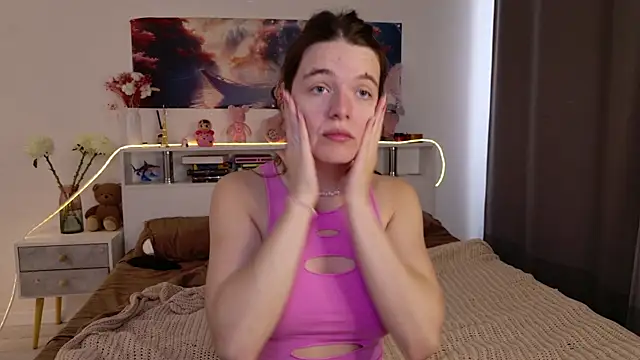 Chat +18 de Nellie_Medina ao vivo