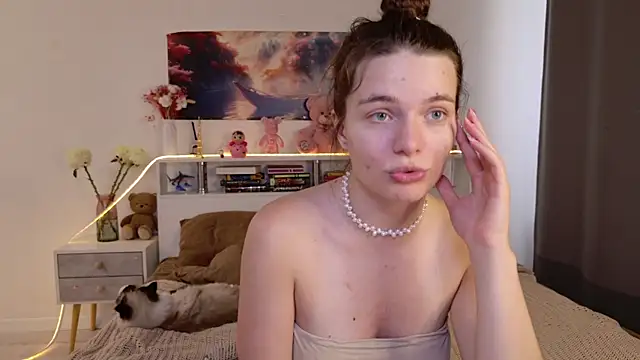 Онлайн чат XXX Nellie_Medina