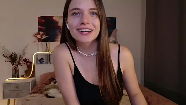 Nellie_Medina Adlı Modelin Canlı XXX Sohbeti
