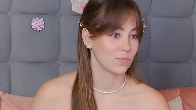 XXX chat uživo modela TheEmma