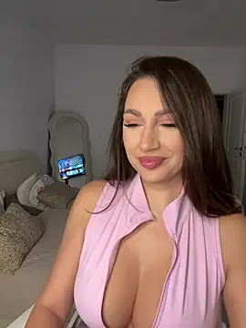 ClaraaJoy Chat XXX live