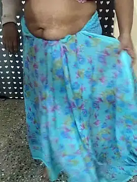 Yoursriya25 Webcam show