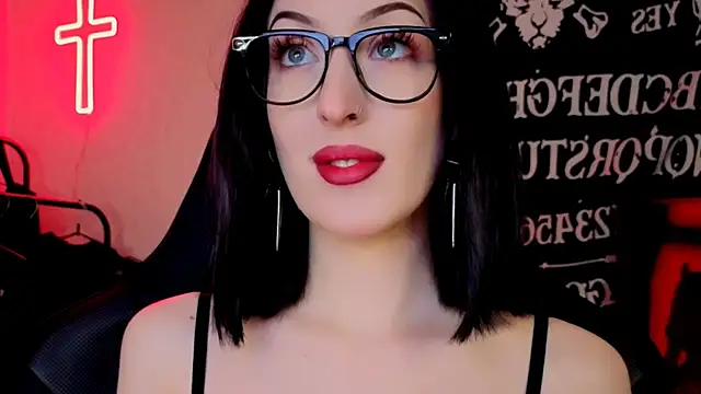 Miss_Alice__ Adlı Modelin Canlı XXX Sohbeti