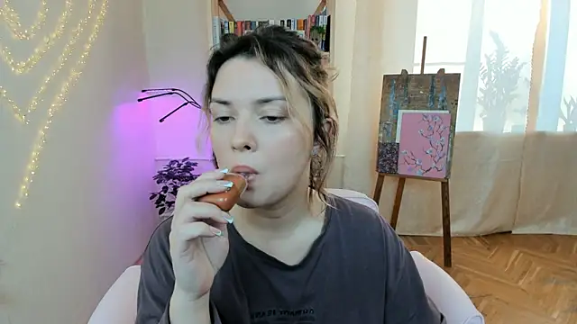 Онлайн чат XXX BrightDani