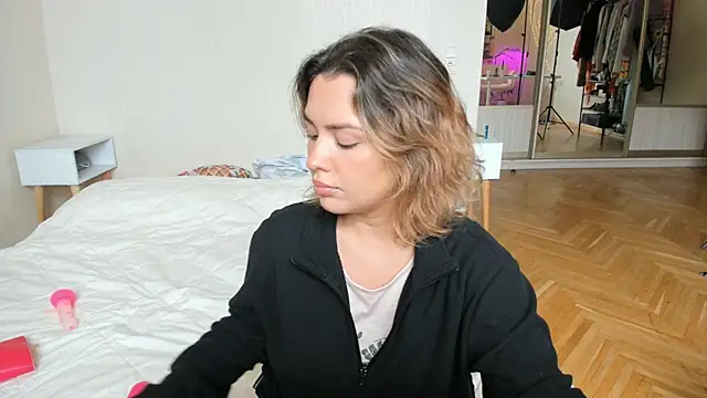BrightDani Chat XXX live