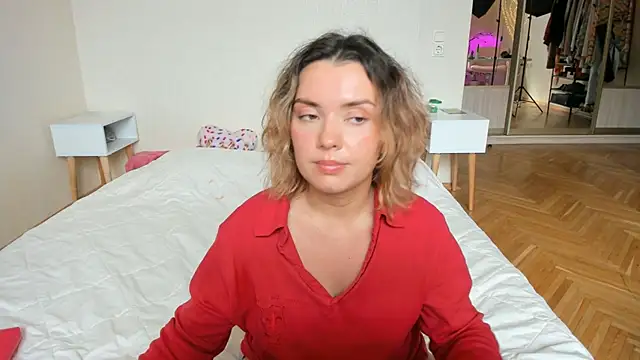 XXX chat uživo modela BrightDani