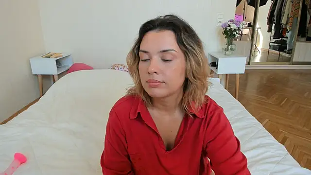 BrightDani ওয়েবক্যাম শো