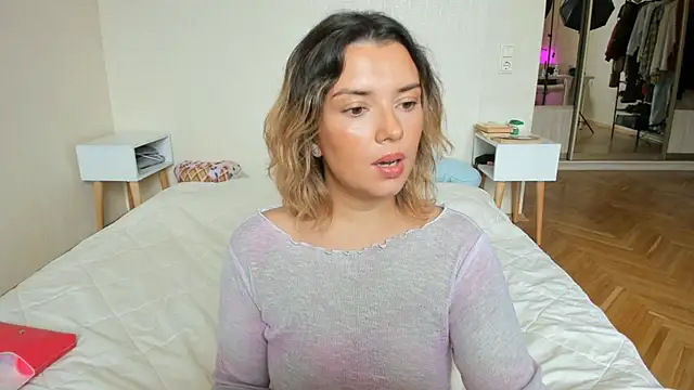 BrightDani লাইভ XXX চ্যাট