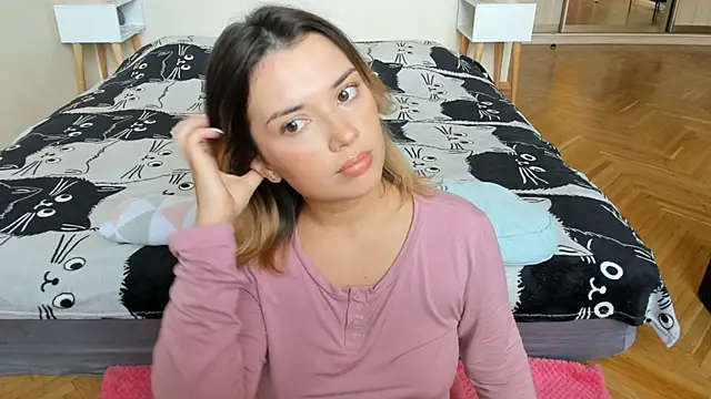 BrightDani – Live XXX-chat