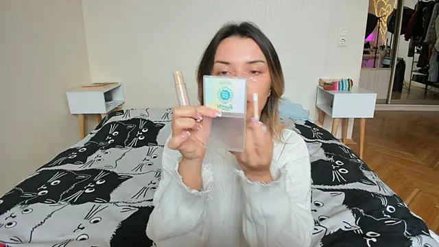 دردشة BrightDani الجنسية المباشرة