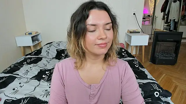 צ'אט XXX בשידור חי של BrightDani