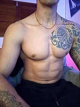 Webkamerová show Joylopez_fit