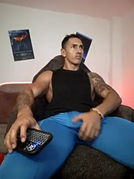 Joylopez_fit Pertunjukan Webcam