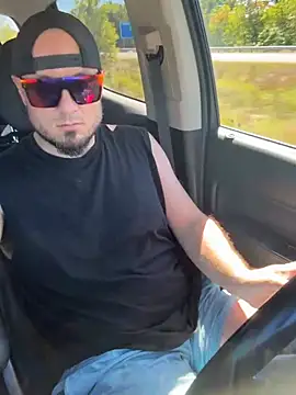 RickeyRidez: διαδικτυακό σόου στην κάμερα