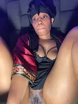RainBougie's Live XXX Chat