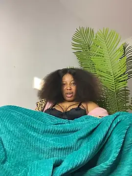 Czat XXX na żywo – RainBougie