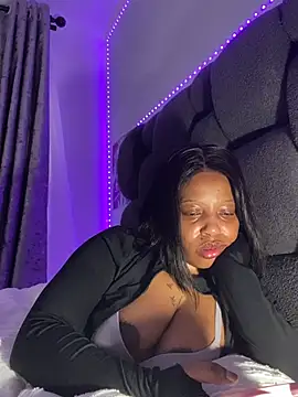 RainBougie – Live XXX-chat