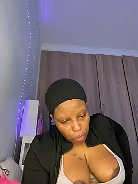 RainBougie's Live XXX Chat