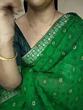 Cute-Smiely-Queen-Telugu 网络视讯表演