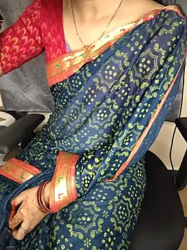 Bujji_Talli Show in webcam