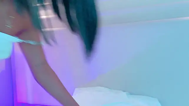 NaomiKlarc's Webcam Show
