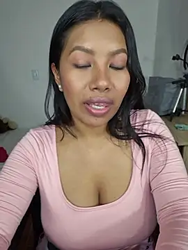 PaulaOrtiz_1's Live XXX Chat