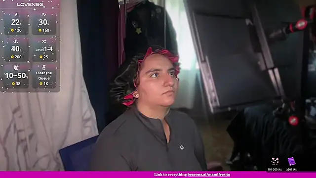 XXX chat uživo modela mamifresita